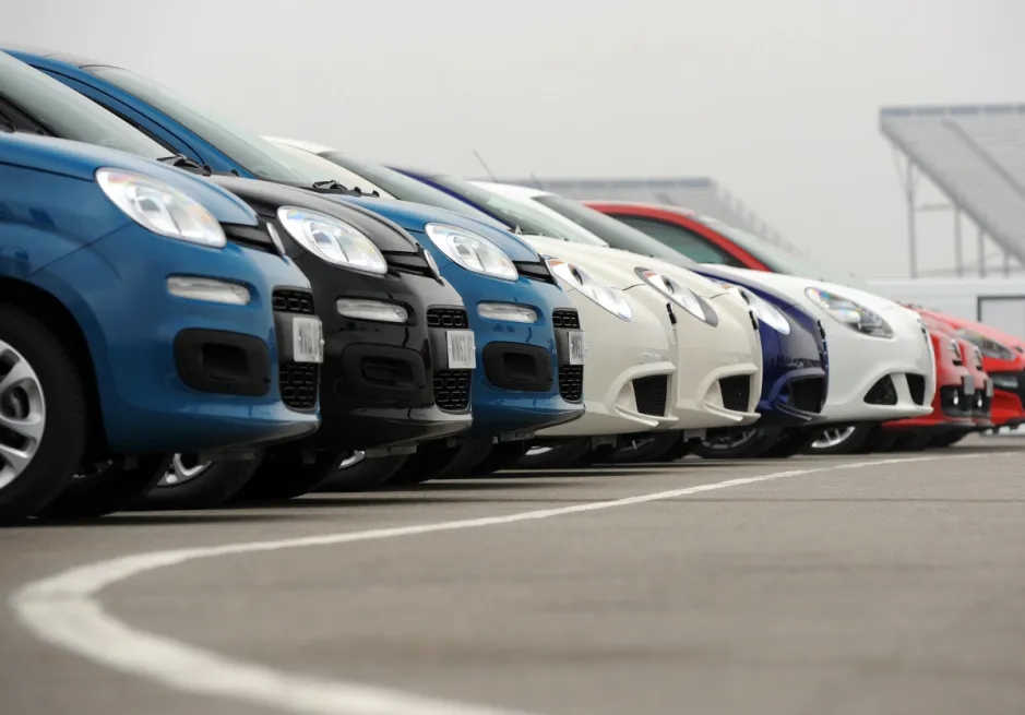 Is Weekly Car Rental Cheaper Than Daily Rentals in the UAE?